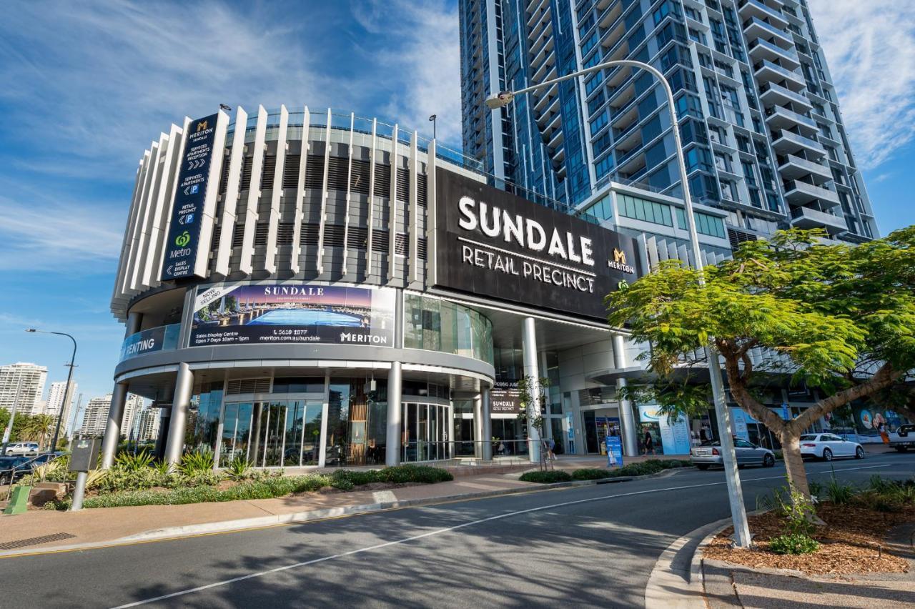 Meriton Suites Southport Gold Coast Buitenkant foto Sundale retail precinct
